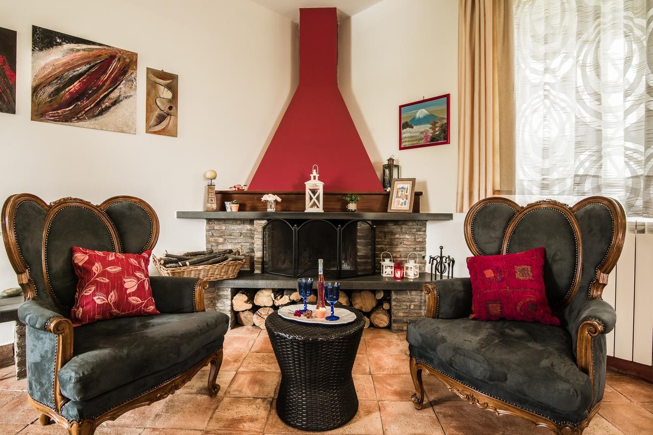 Nake Residenza Artistica Villa SantʼAlfio Dış mekan fotoğraf
