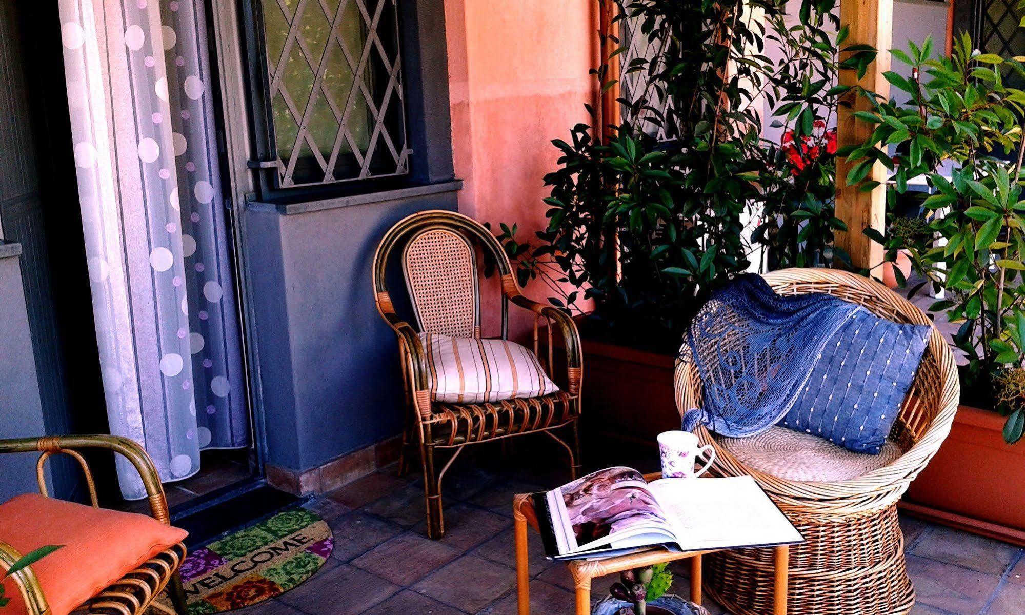Nake Residenza Artistica Villa SantʼAlfio Dış mekan fotoğraf