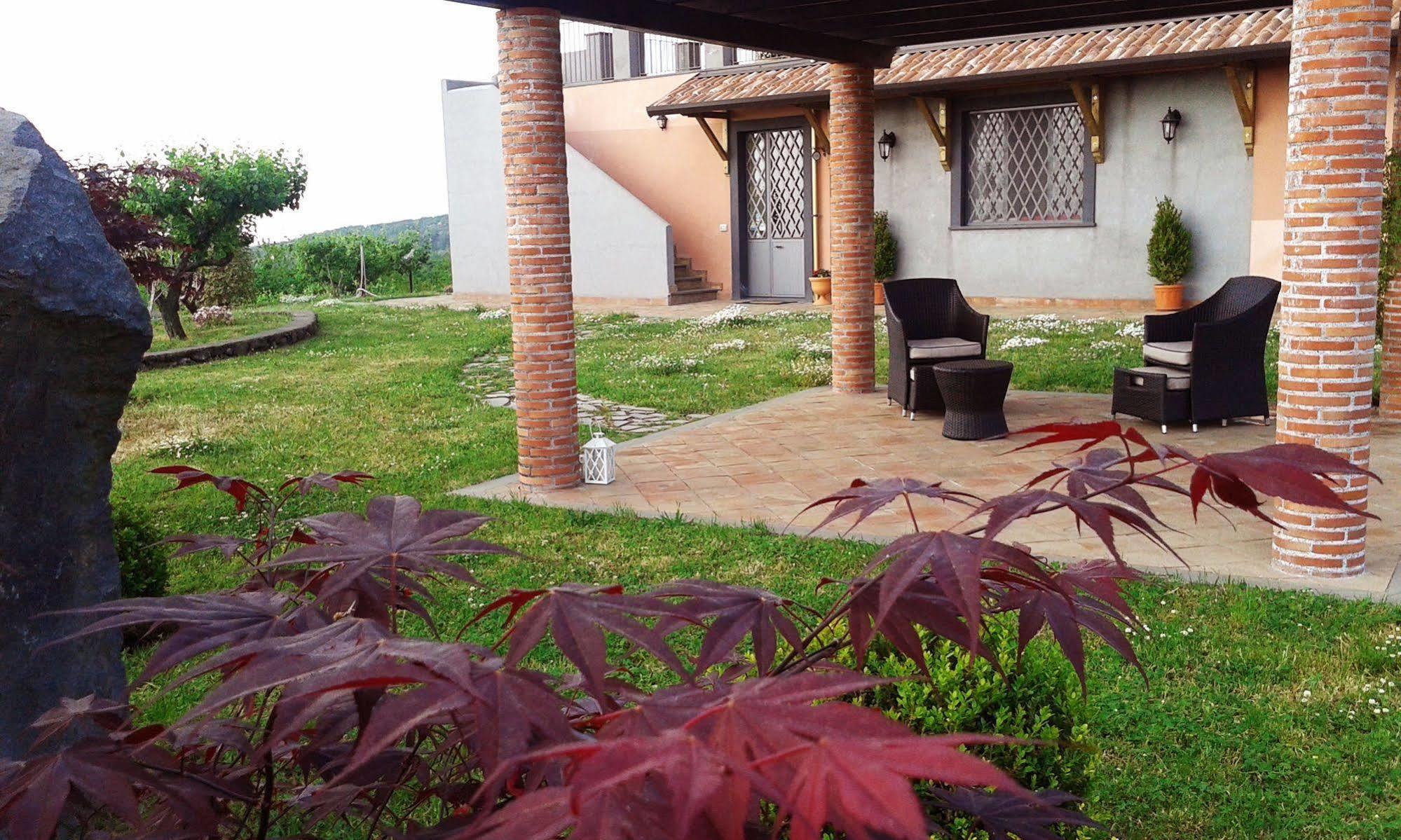 Nake Residenza Artistica Villa SantʼAlfio Dış mekan fotoğraf